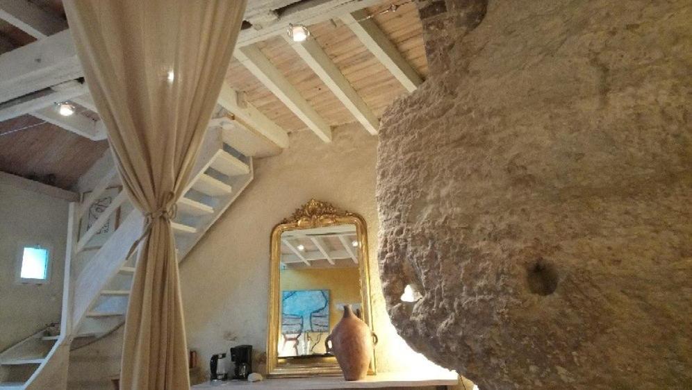مبيت وإفطار Thoré-la-Rochette Troglodyte Loft المظهر الخارجي الصورة